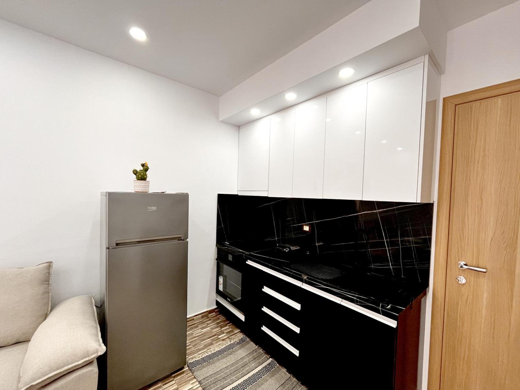 Kam Apartments In The City Center Vlorë Exterior foto